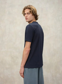 T-shirt Blauer Jan blu navy, dettaglio del tessuto cotone elasticizzato girocollo