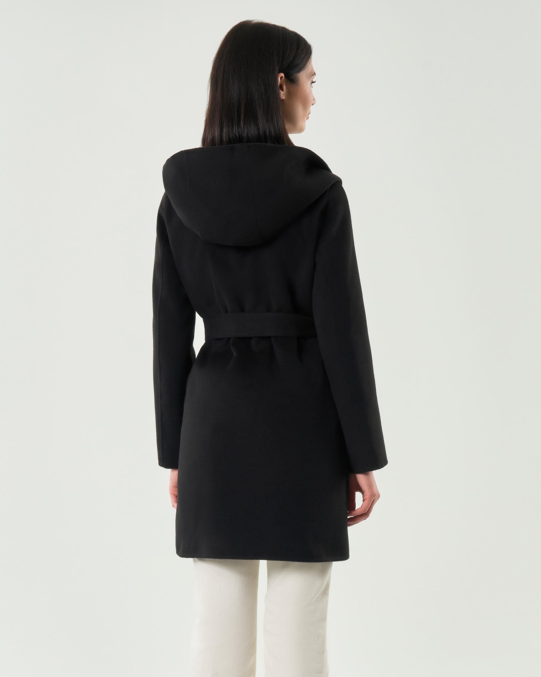 EMME MARELLA Cappotto nero in panno double con cappuccio e scollo sciallato